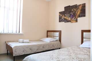 Отель Viva Hotel Bishkek Бишкек Двухместный номер с 2 отдельными кроватями-2